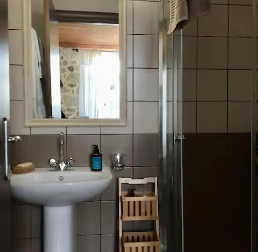 The Nest Filoxenia Kato Sinikia Trikalon